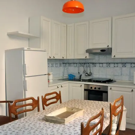 דירה Casa Martelli בלגירטה
